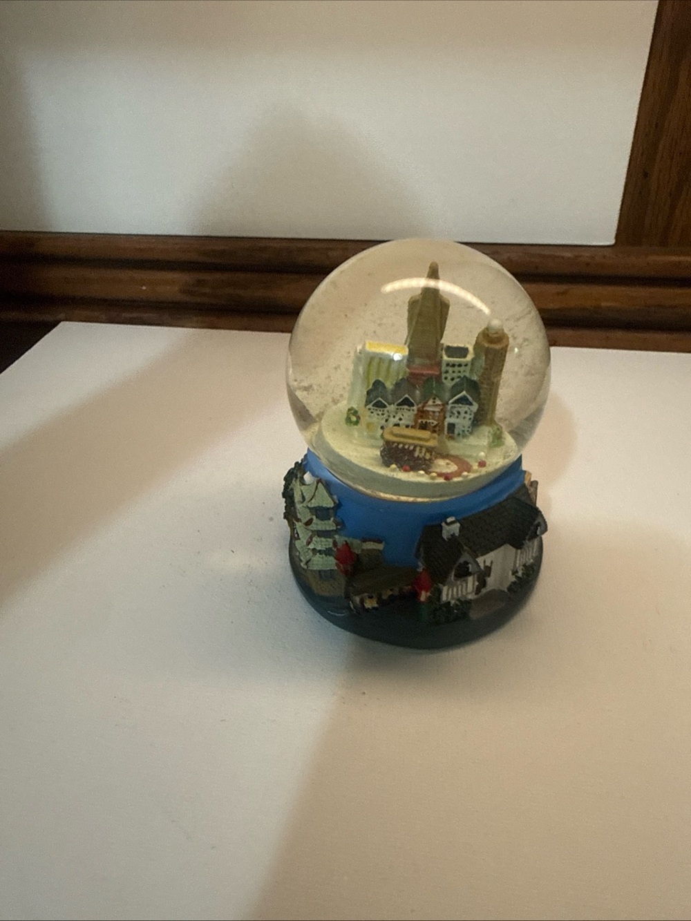 San Francisco Snow Globe Golden Gate Bridge California Souvenir Collectible